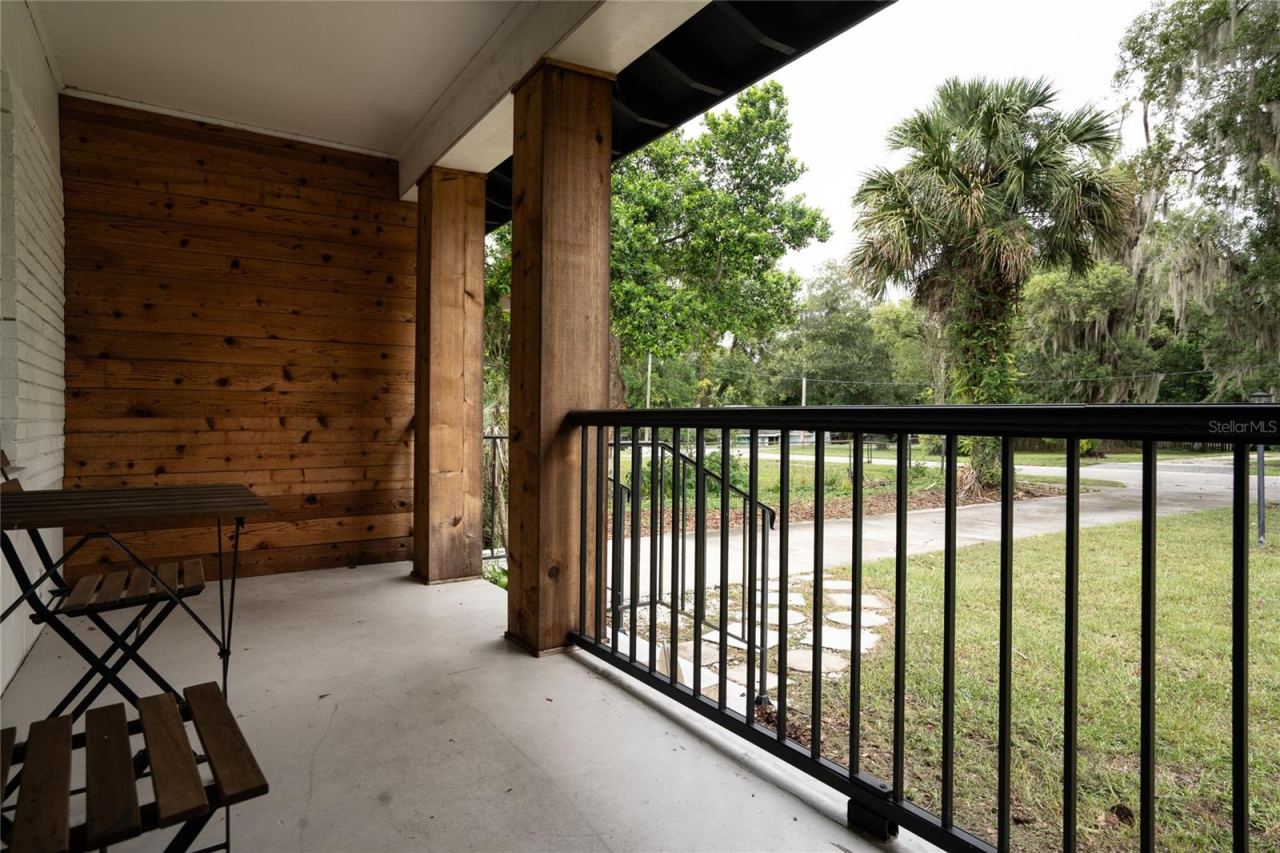 Photo 7 of 20