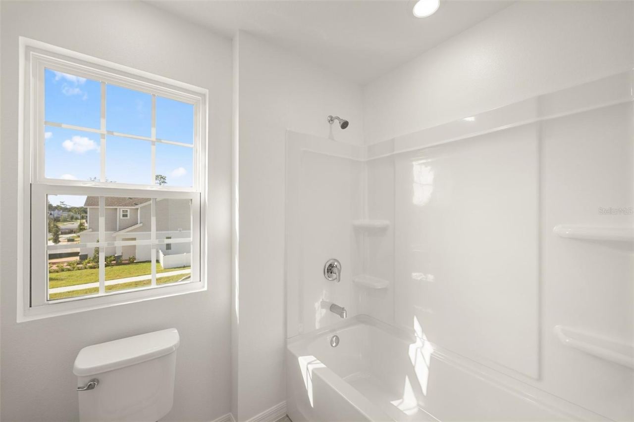 Photo 15 of 20: Bathroom 2