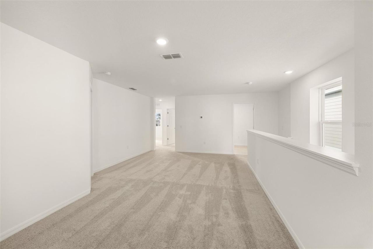 Photo 13 of 20: Loft