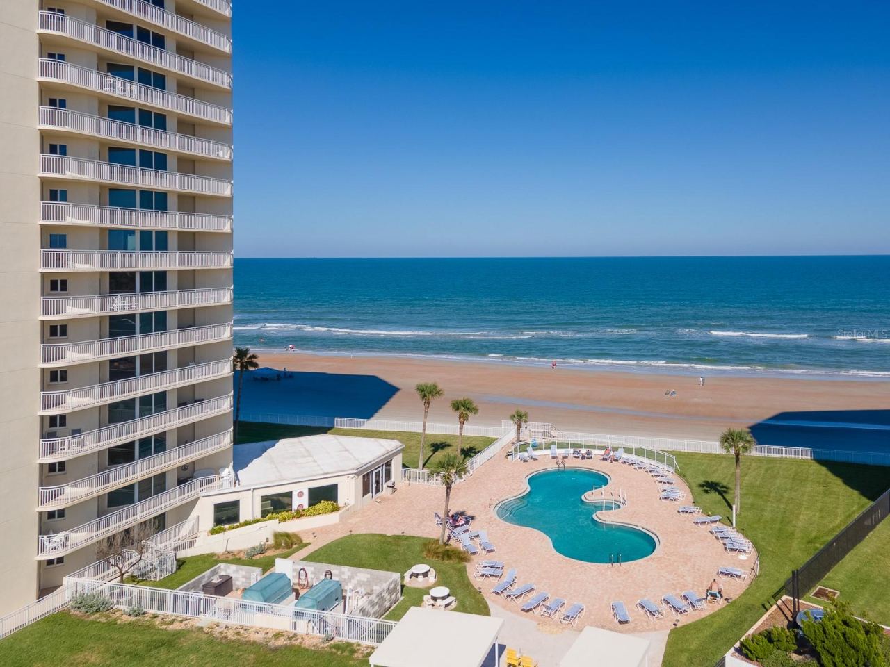 Photo 5 of 20: All day sunshine in this Oceanfront Heated Pool