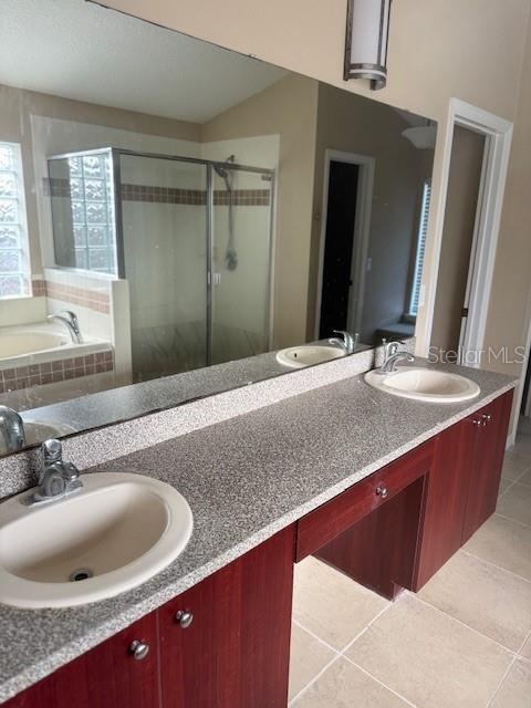 Photo 13 of 20: PRIMARY VANITY
