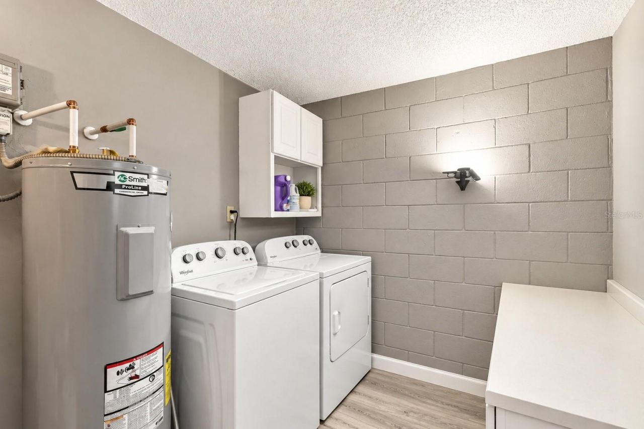 Photo 19 of 20: Water heater2022 Utility area