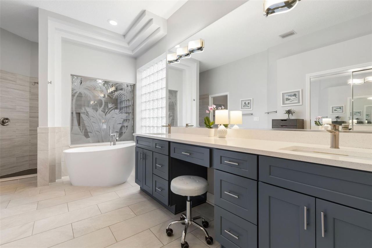 Photo 4 of 20: Updated Primary Bath