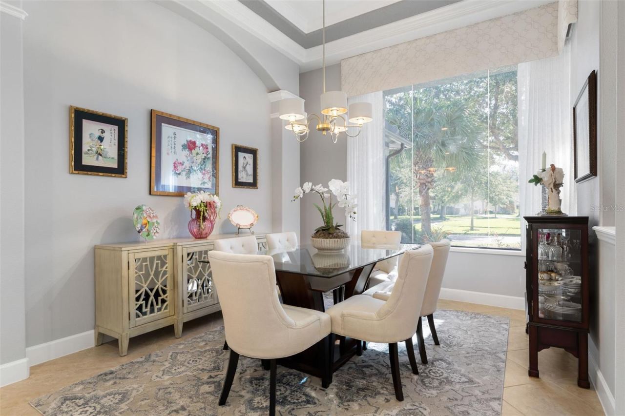 Photo 12 of 20: Dining Room