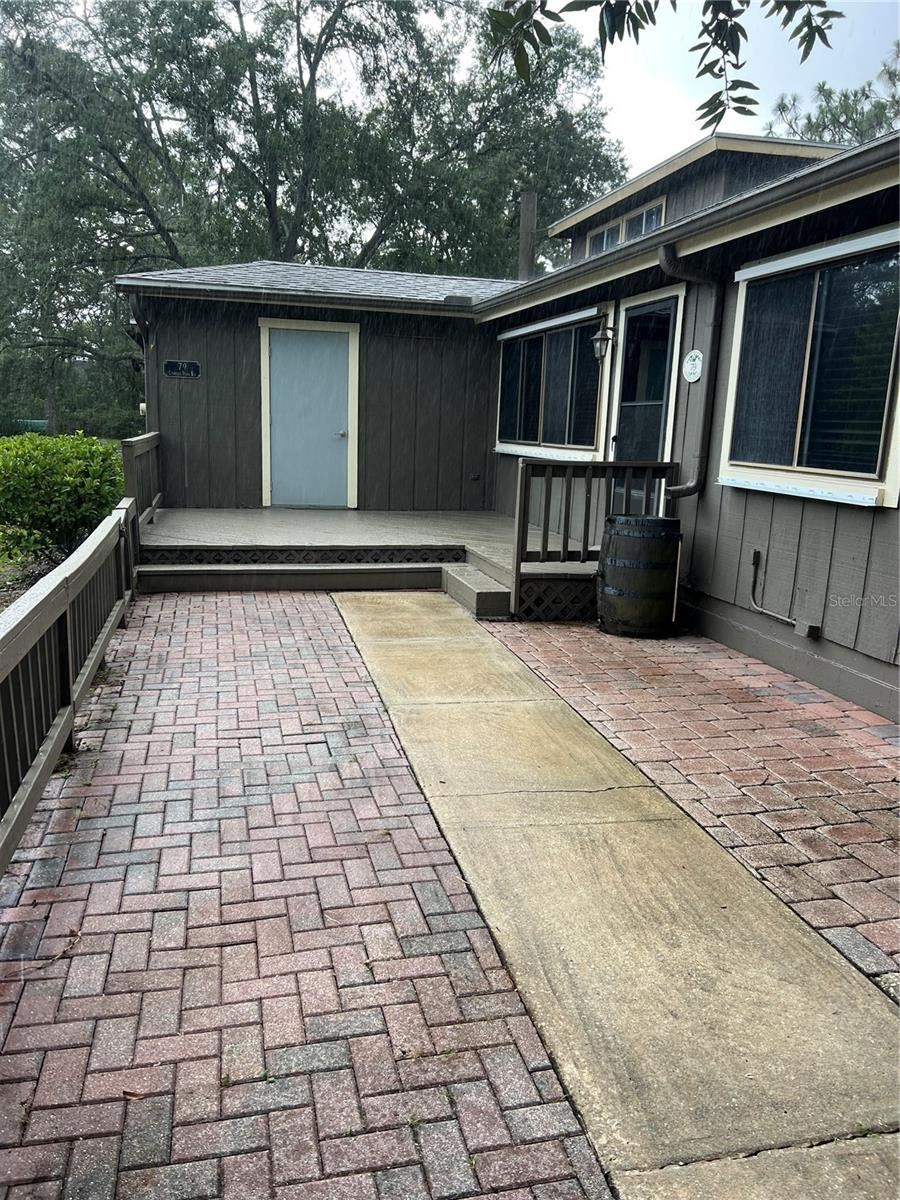Photo 17 of 20