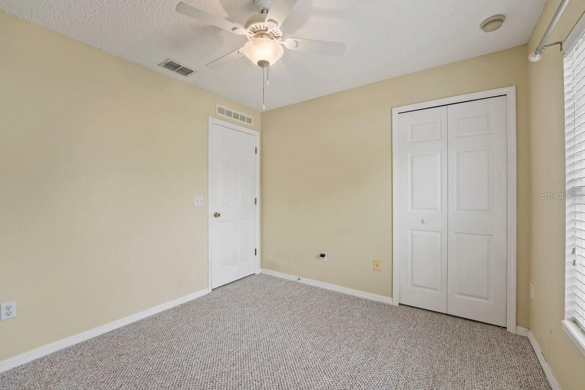 Photo 11 of 20
