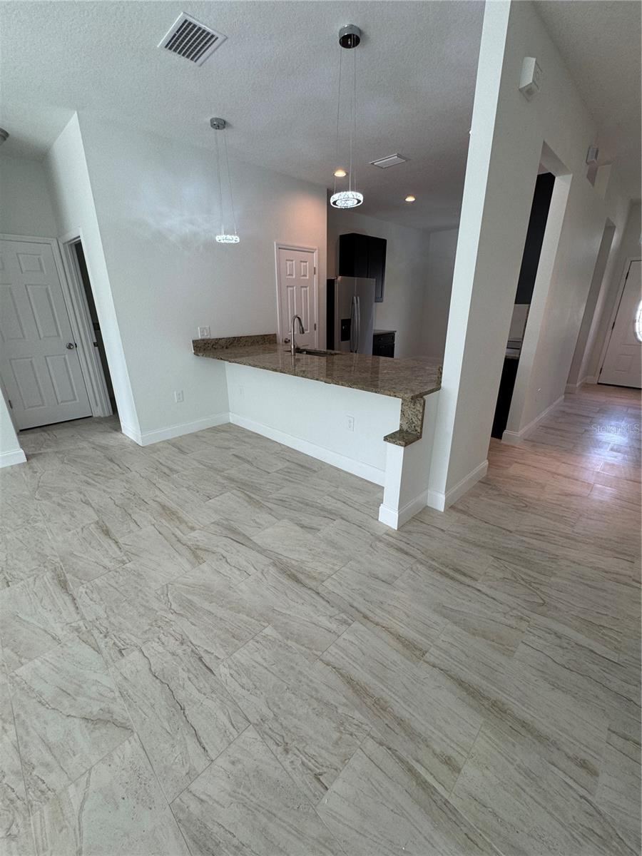 Photo 3 of 20: model home 1780 Converse Ct