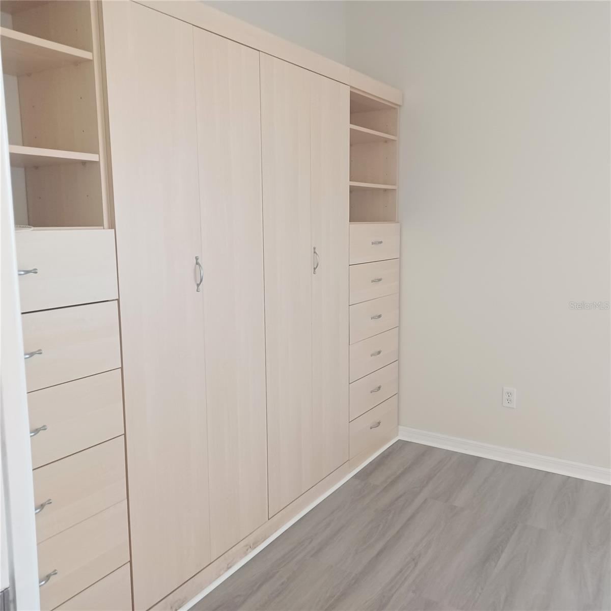 Photo 10 of 17: Second Bedroom with Murphy bed