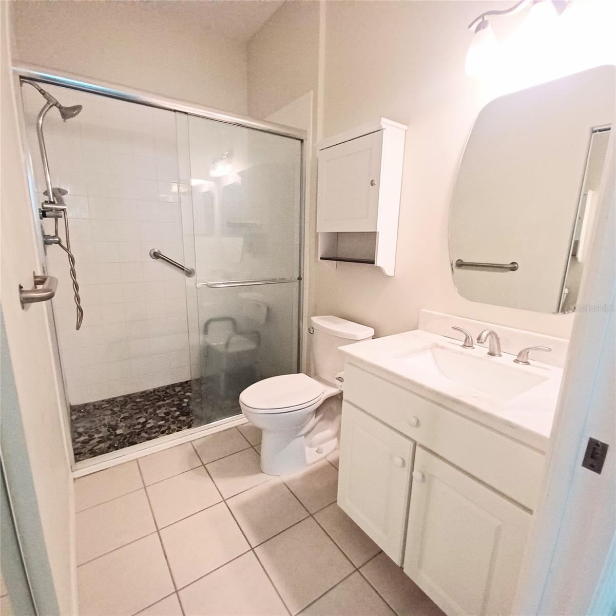 Photo 9 of 17: Primary Full Bath