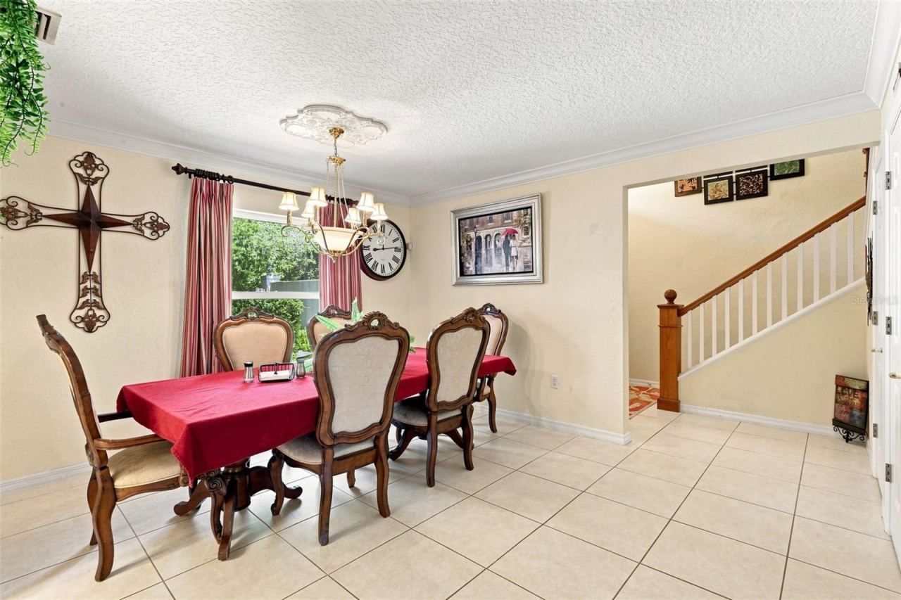 Photo 18 of 20: Dinning Room