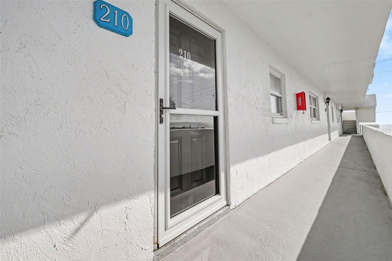 Photo 20 of 20: Front Door