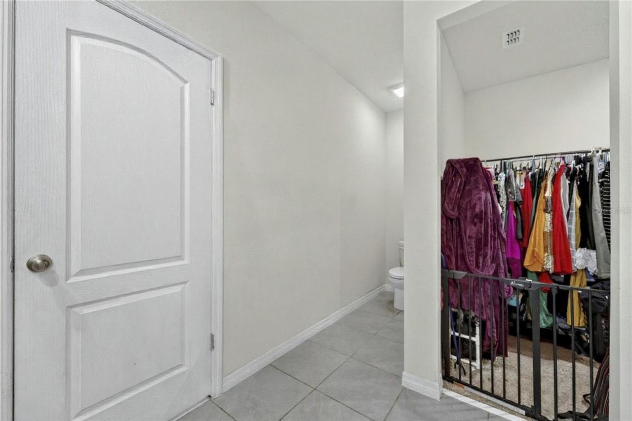 Photo 10 of 20
