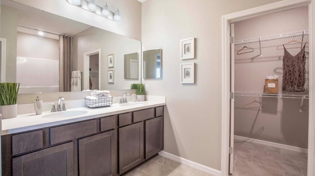 Photo 9 of 20: Model home - actual features may vary.