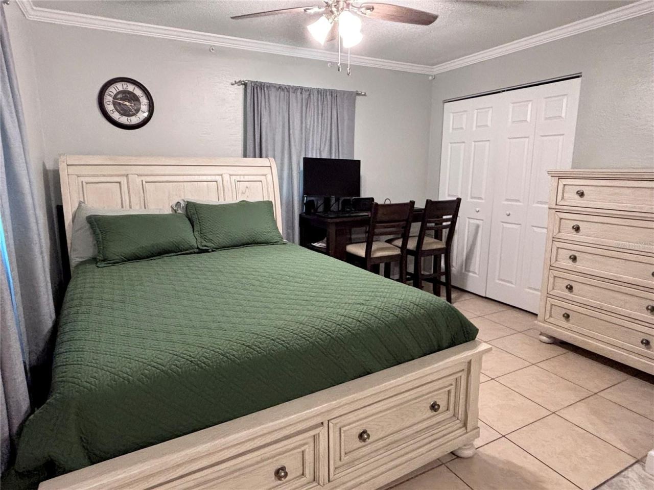 Photo 8 of 20: Primary Bedroom