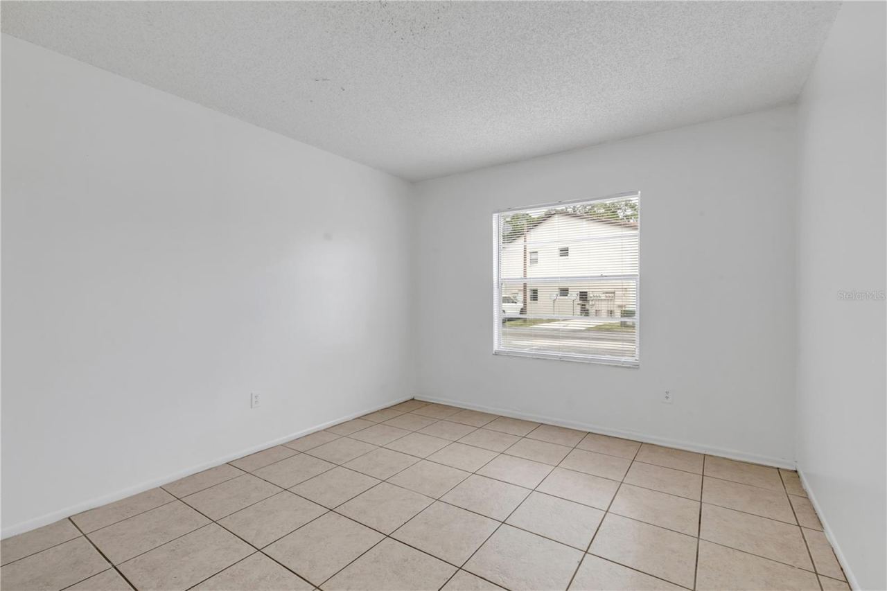 Photo 19 of 20