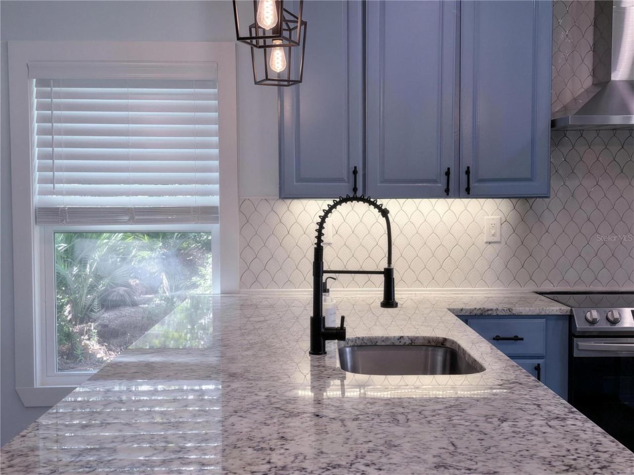 Photo 10 of 20
