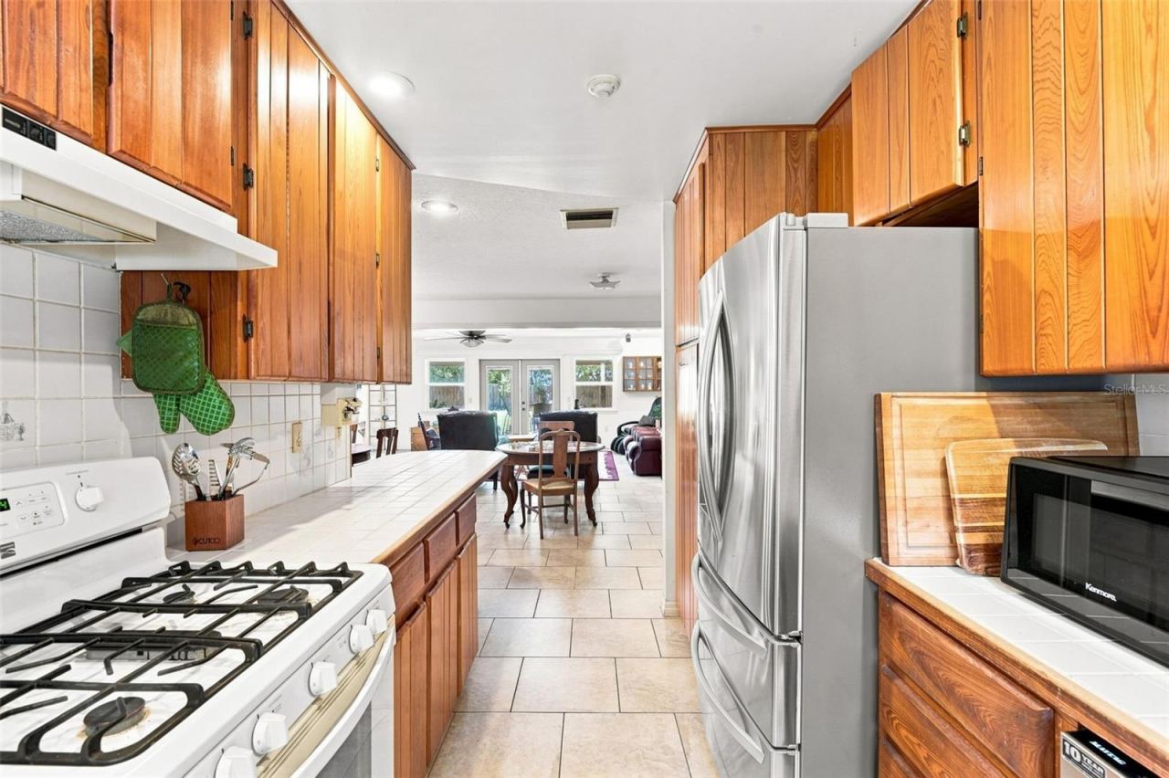 Photo 14 of 20: KITCHEN
