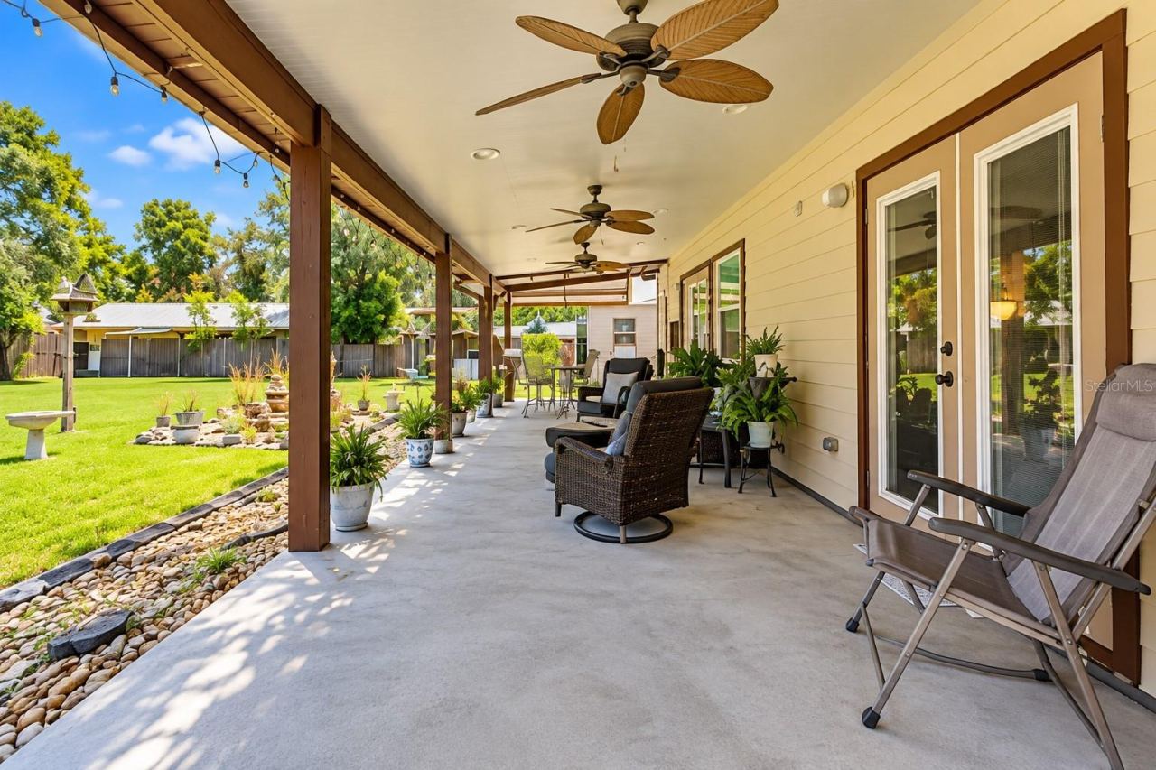 Photo 3 of 20: BACK PORCH