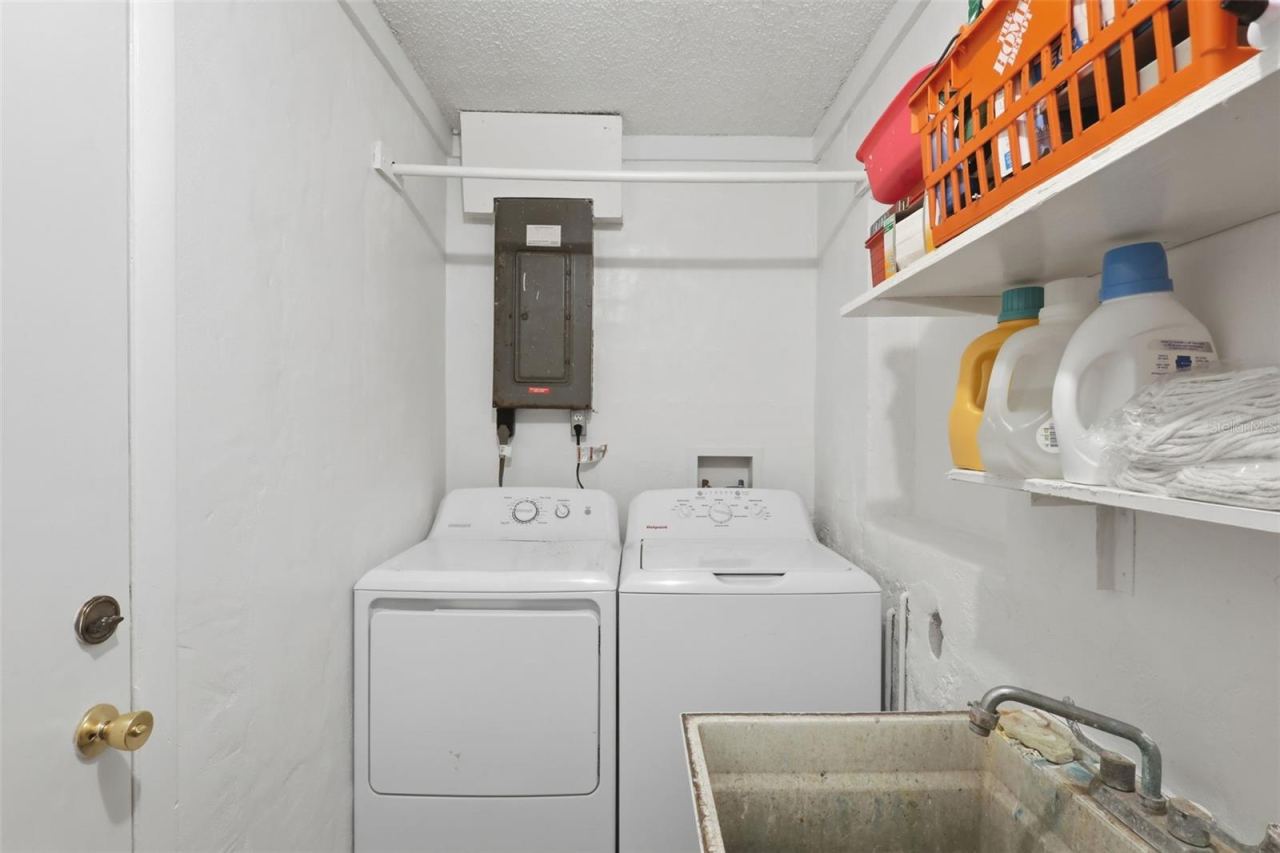 Photo 9 of 20
