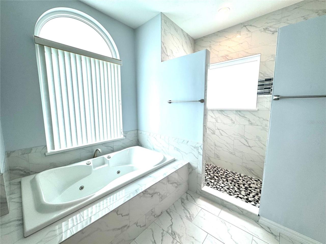 Photo 18 of 20: Jetted tub
