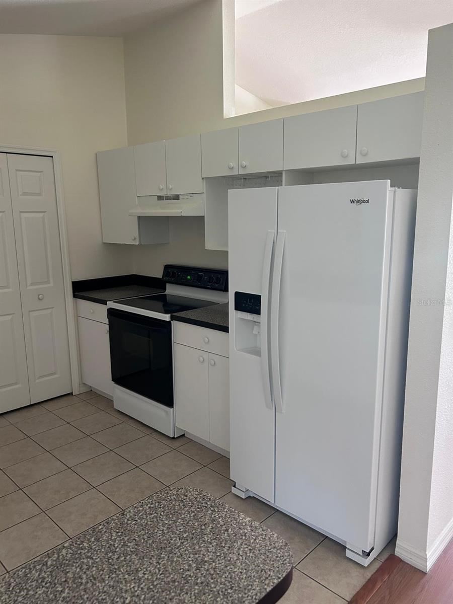 Photo 4 of 20: Kitchen