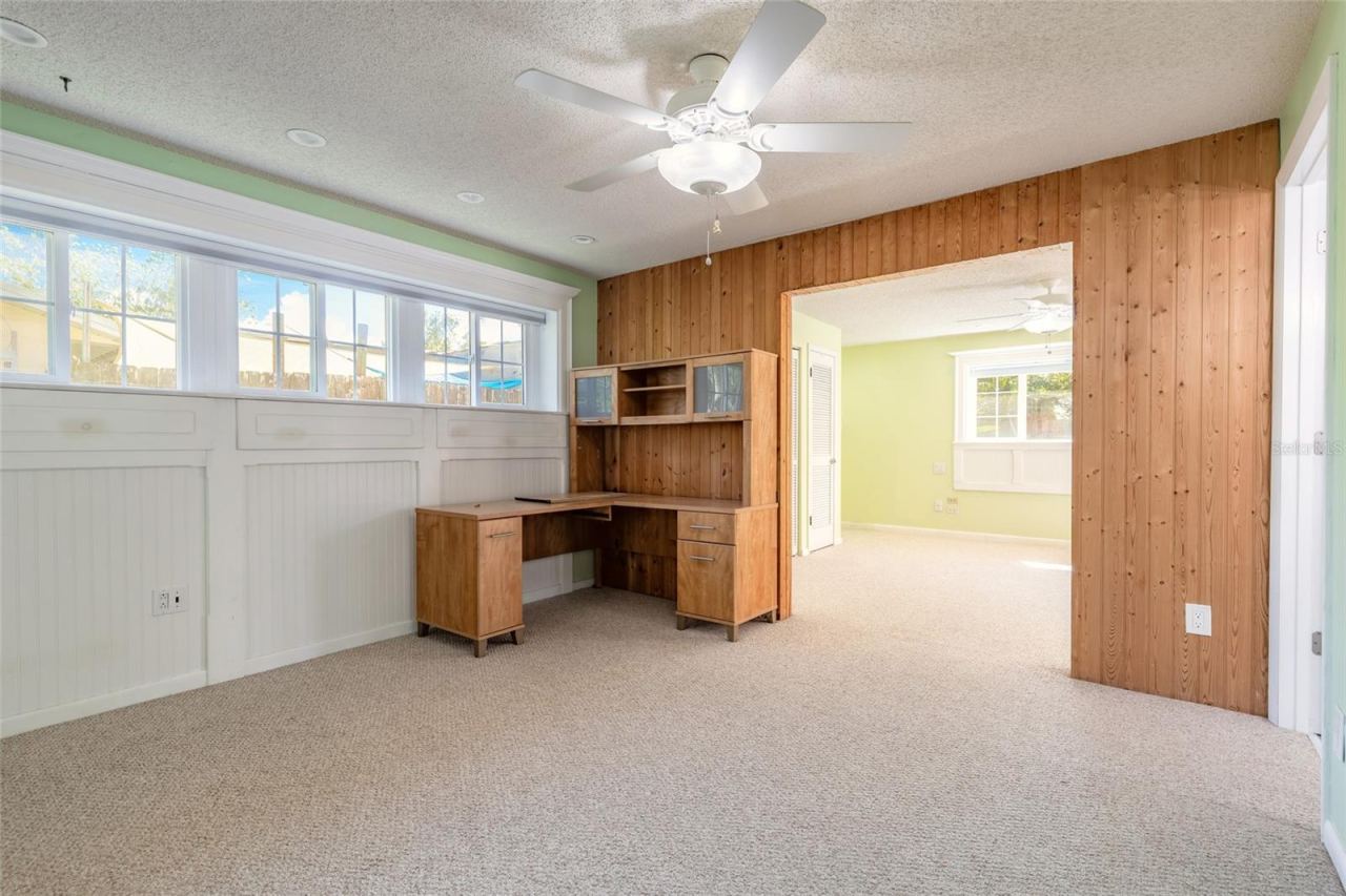 Photo 14 of 20: Primary Bedroom/Office