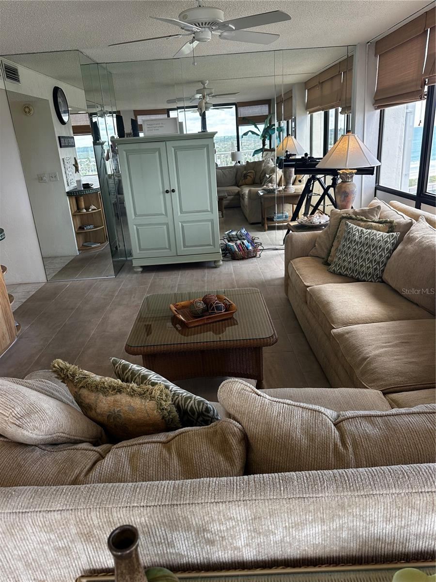 Photo 9 of 20