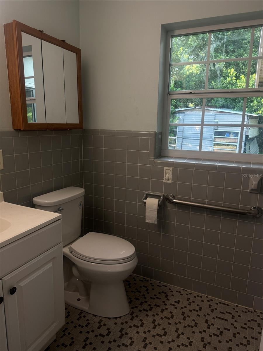 Photo 11 of 20