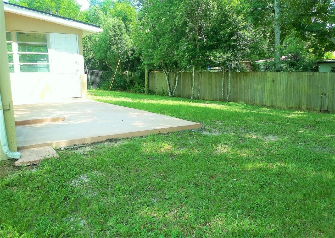Photo 17 of 20