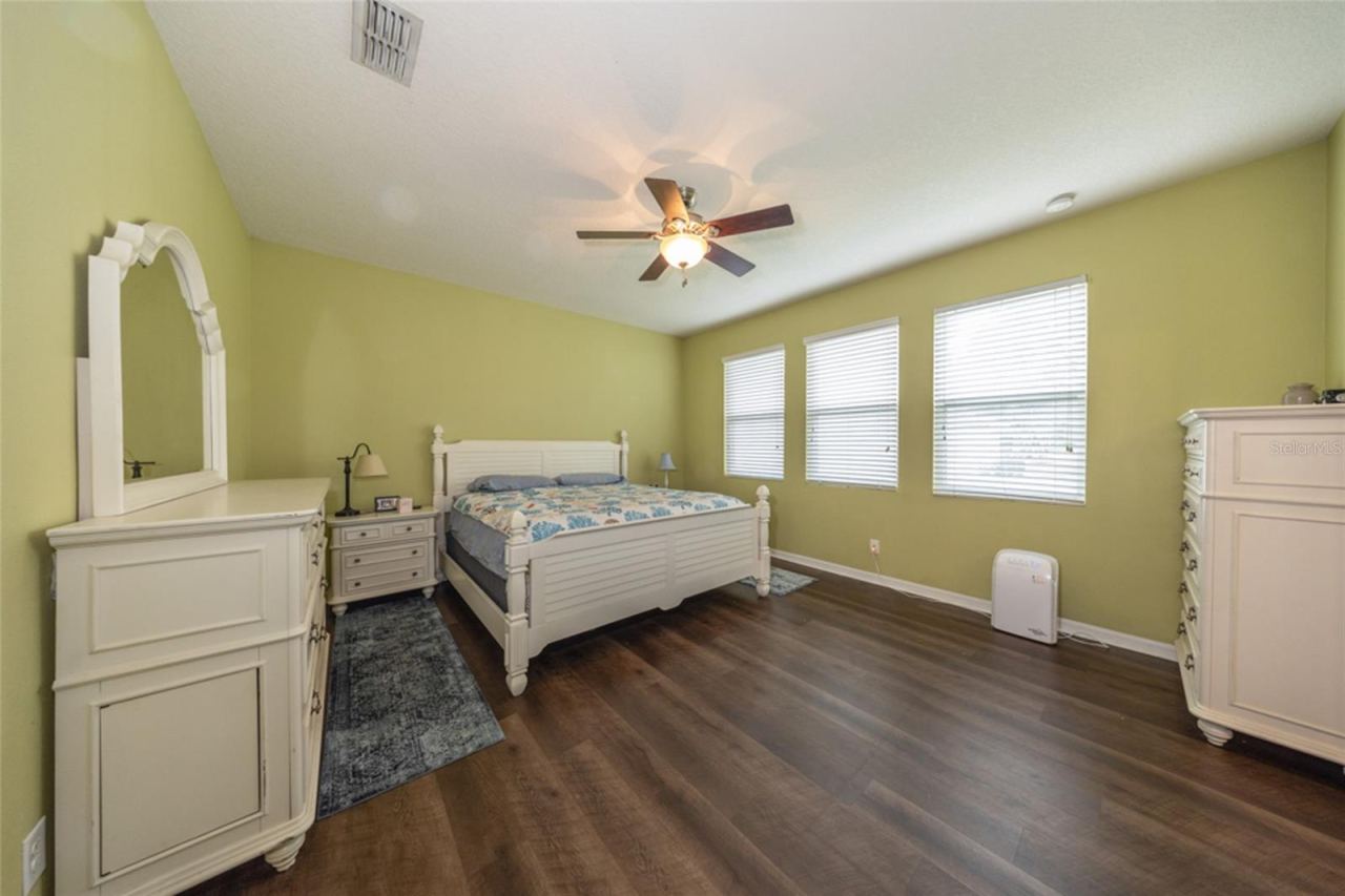 Photo 13 of 20