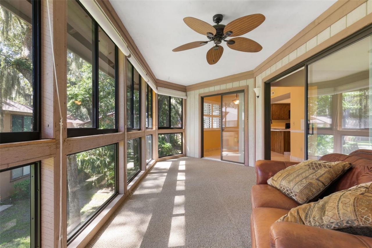 Photo 9 of 20: 20 Mid Oaks Lanai