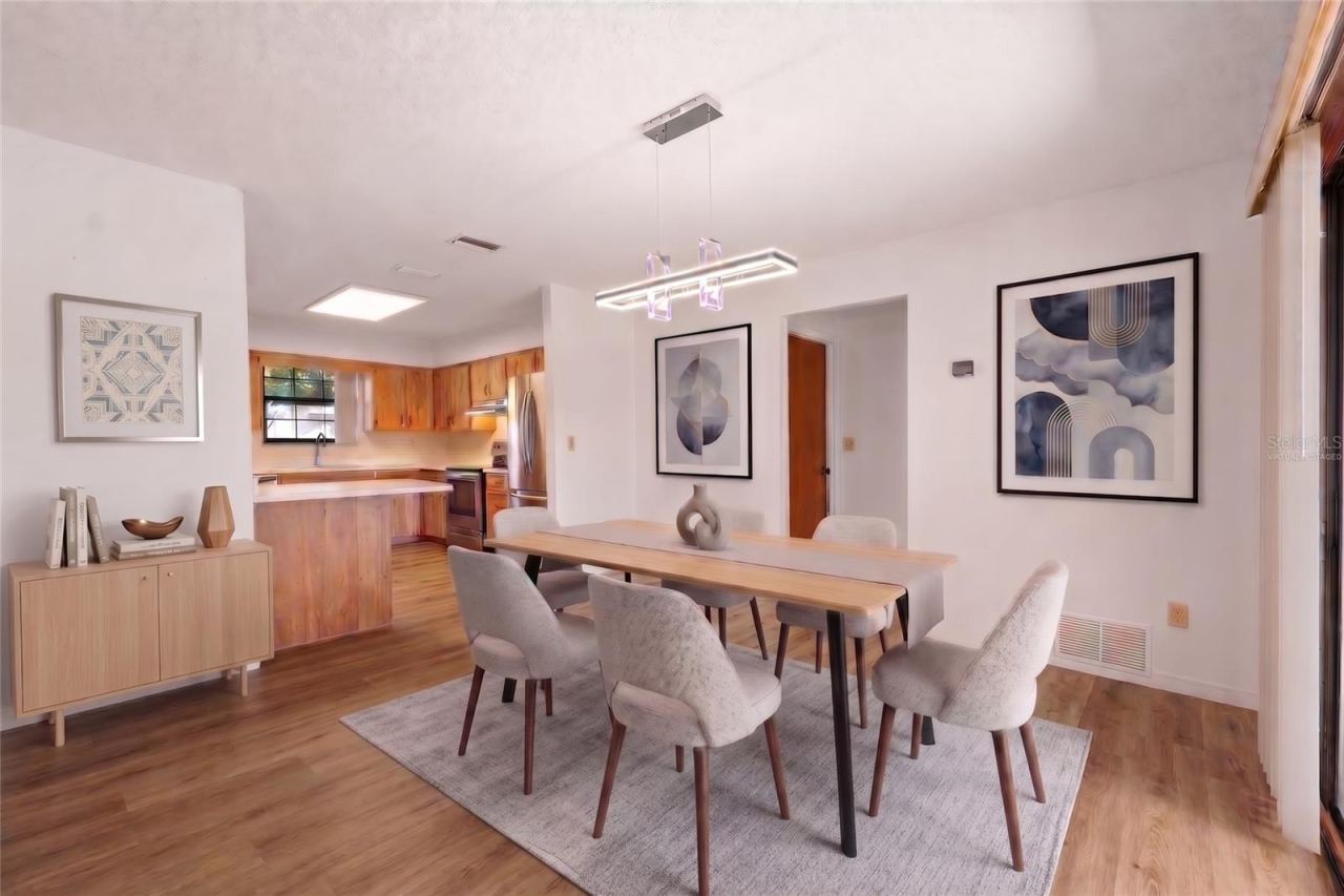 Photo 6 of 20: Virtually staged dining room