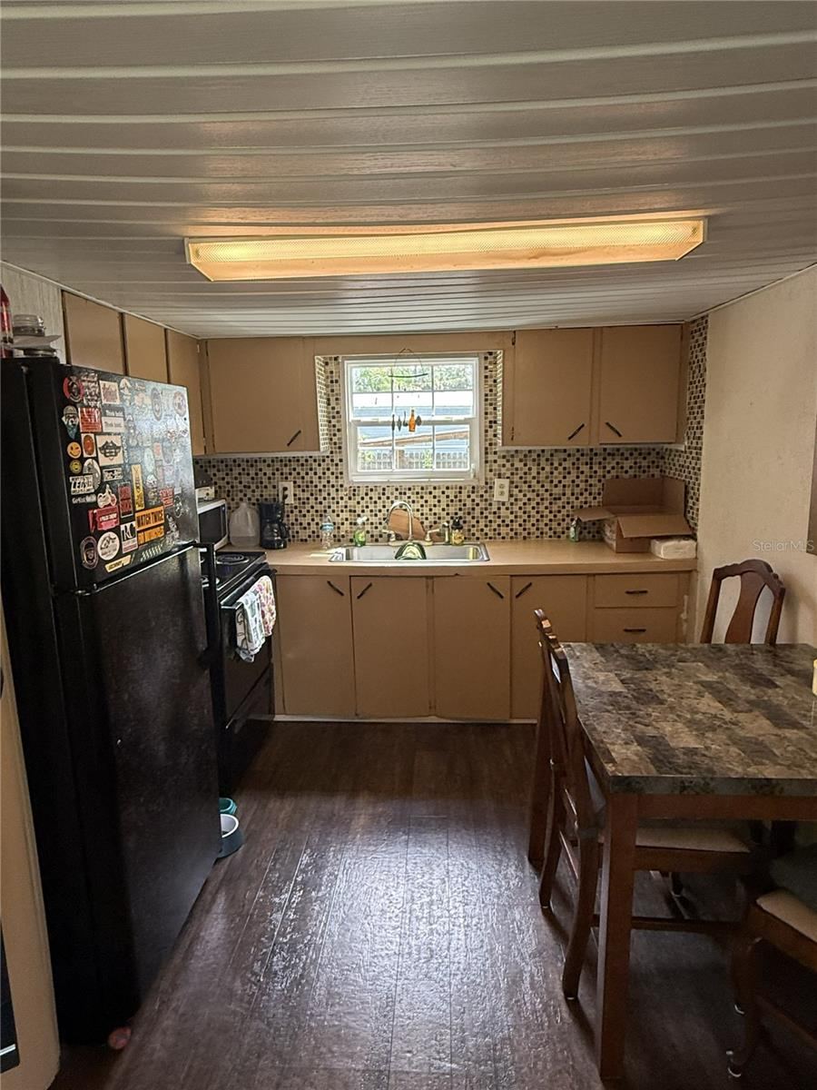 Photo 13 of 20