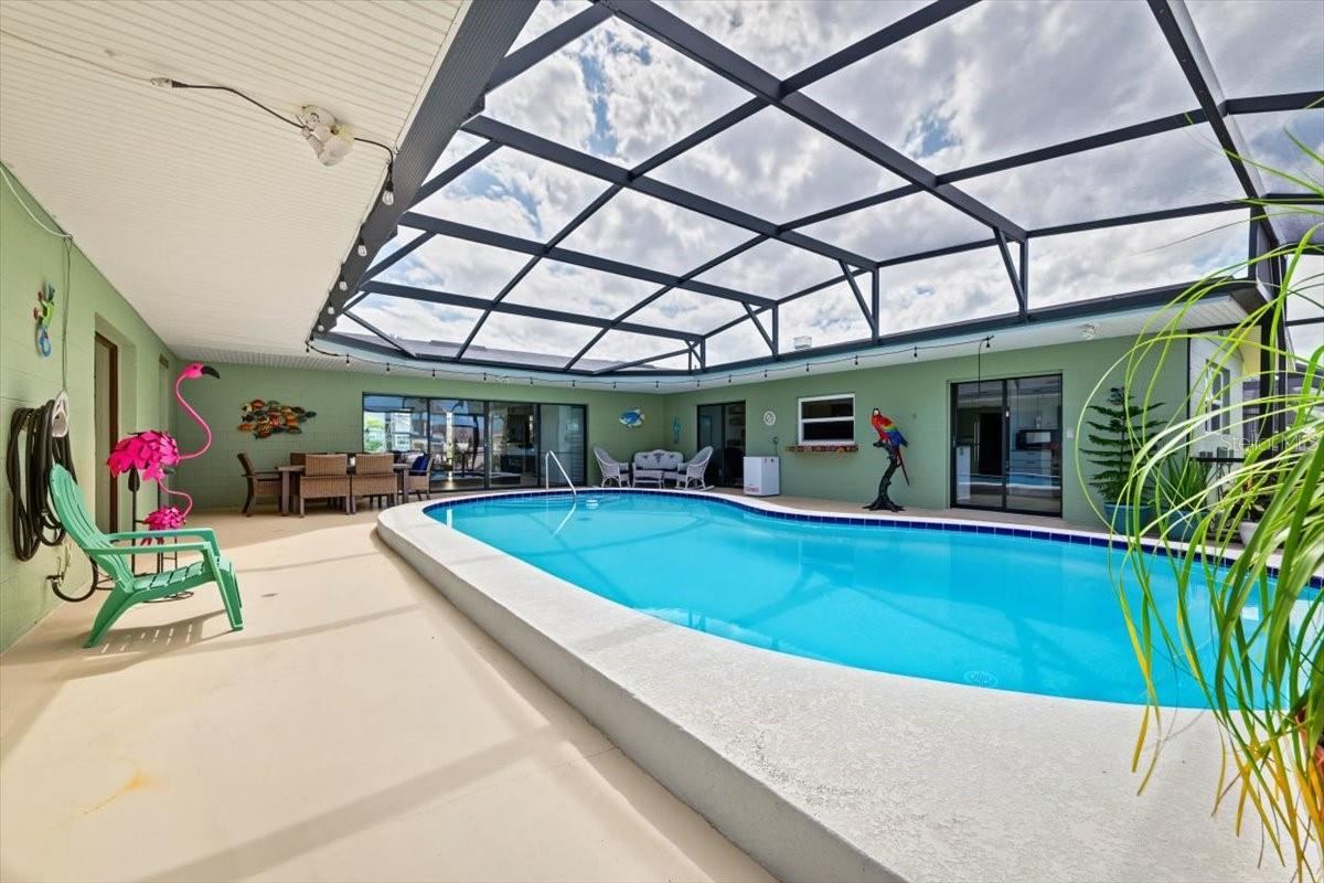 Photo 2 of 20: Screened pool