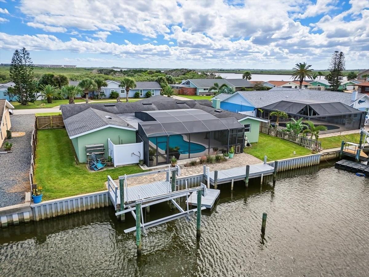 Photo 18 of 20: Boat Lift