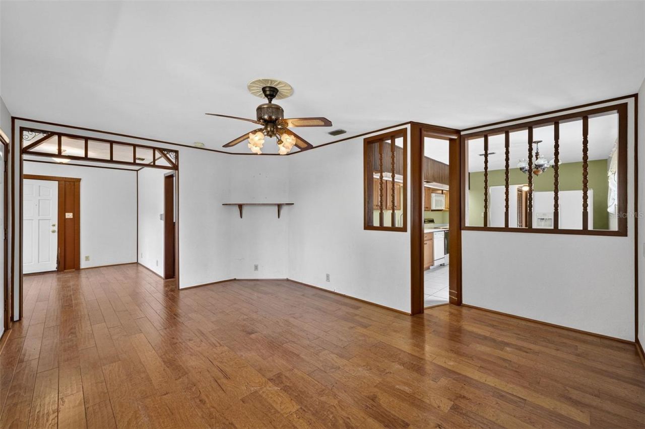 Photo 13 of 20