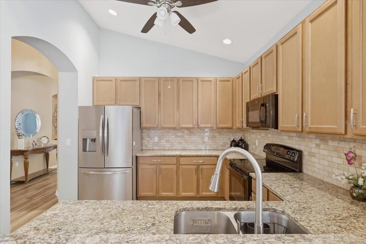Photo 7 of 20: Kitchen