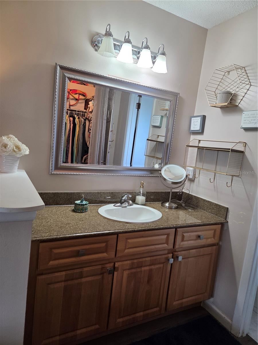 Photo 19 of 20: Master Bath