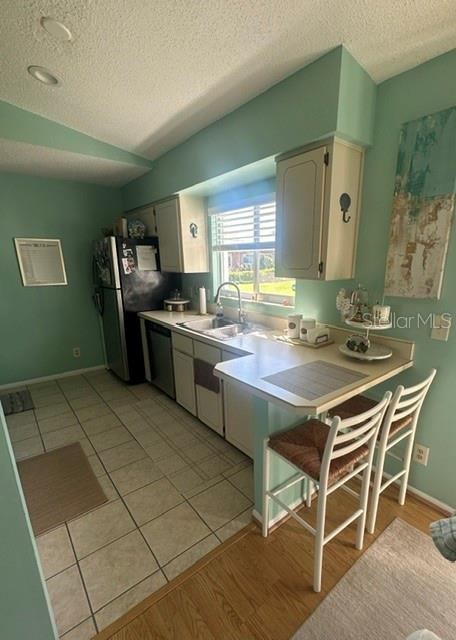 Photo 12 of 20: Kitchen