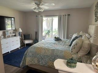 Photo 15 of 20: Master bedroom