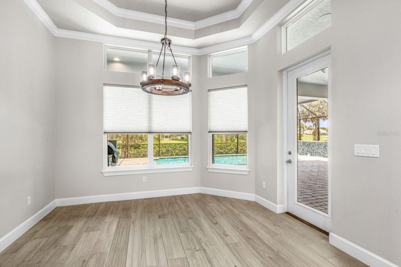 Photo 14 of 20: BREAKFAST NOOK