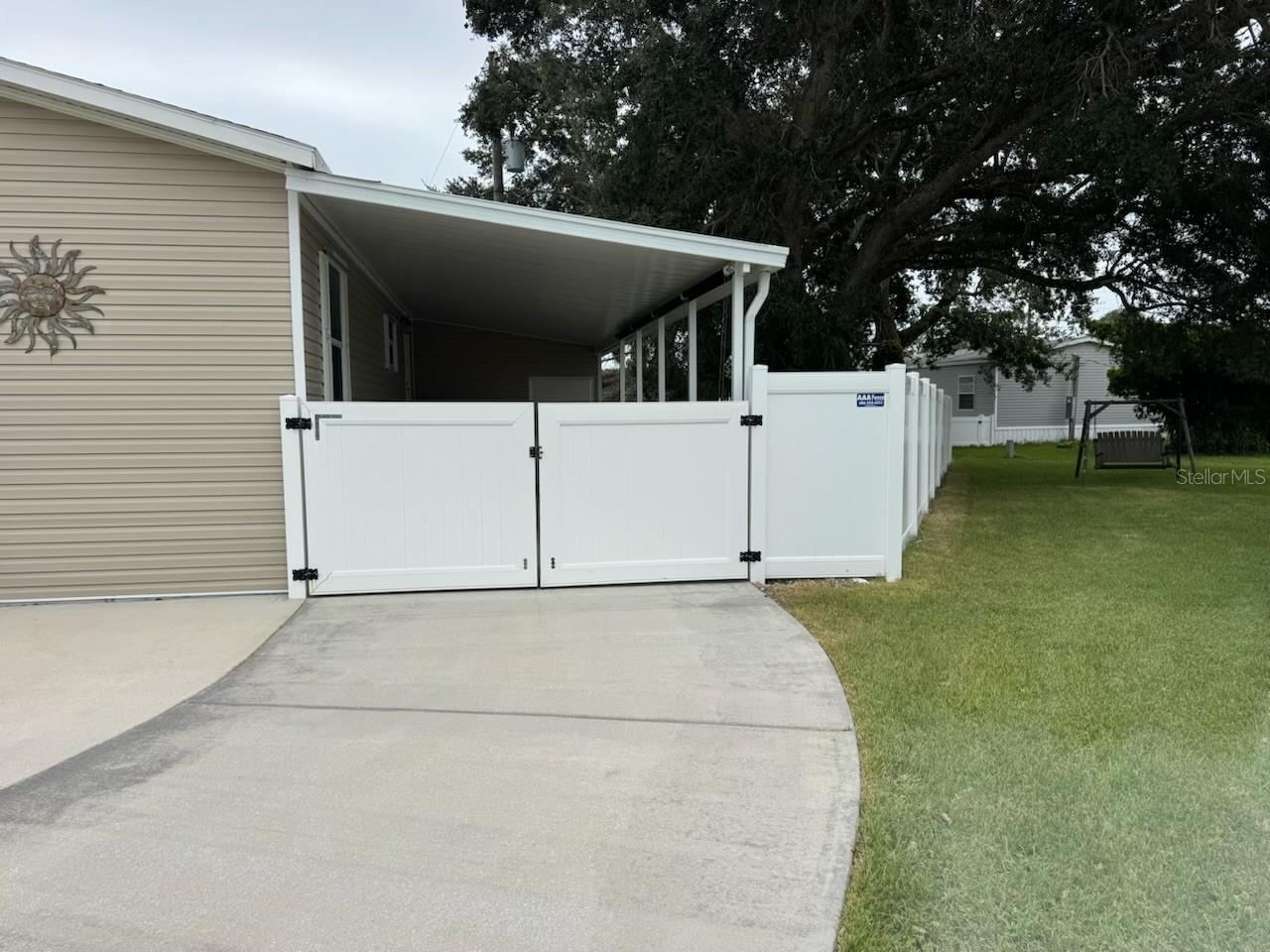 Photo 3 of 20