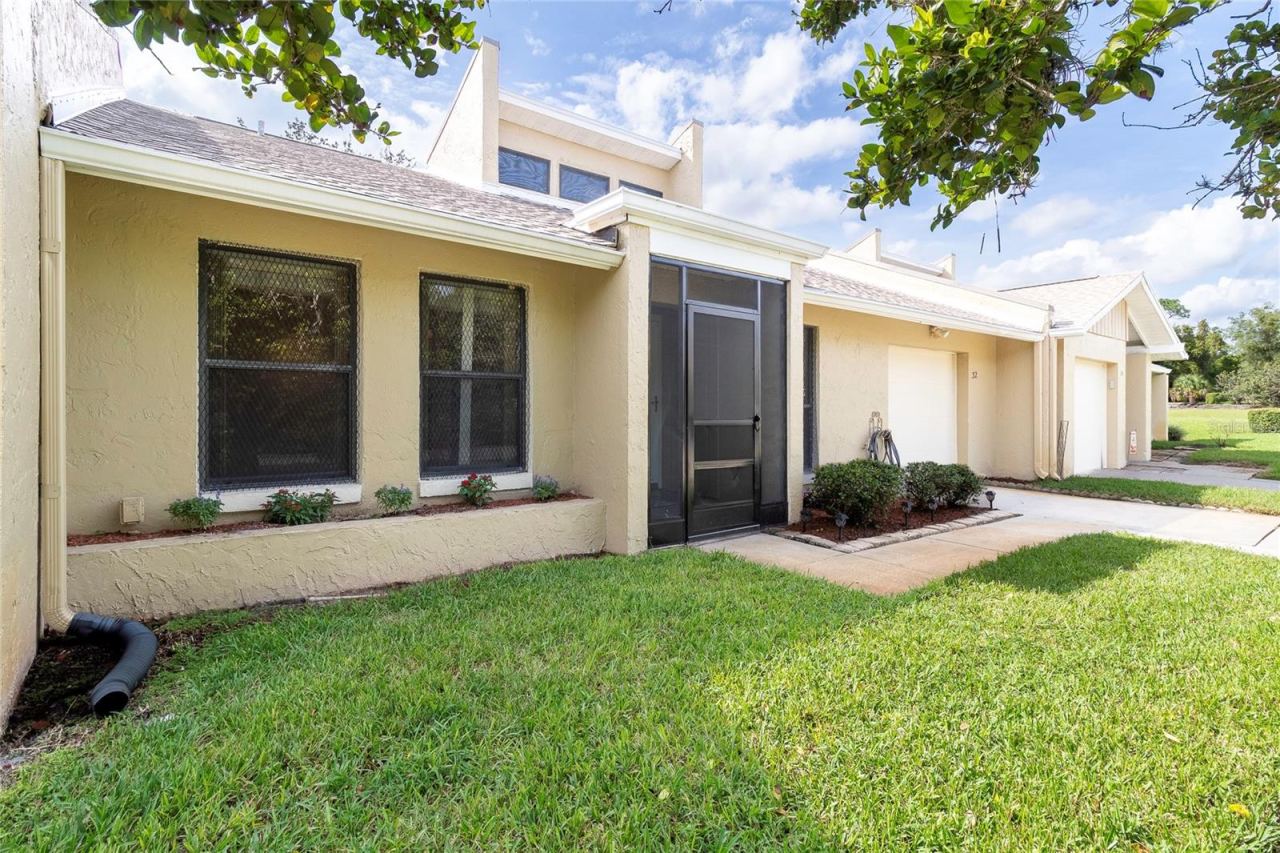 Photo 3 of 20