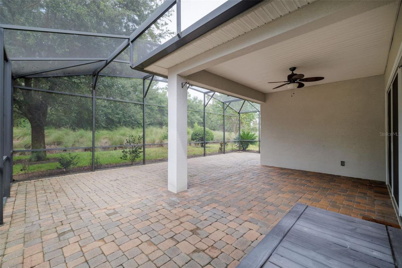 Photo 5 of 20: Huge screened Lanai